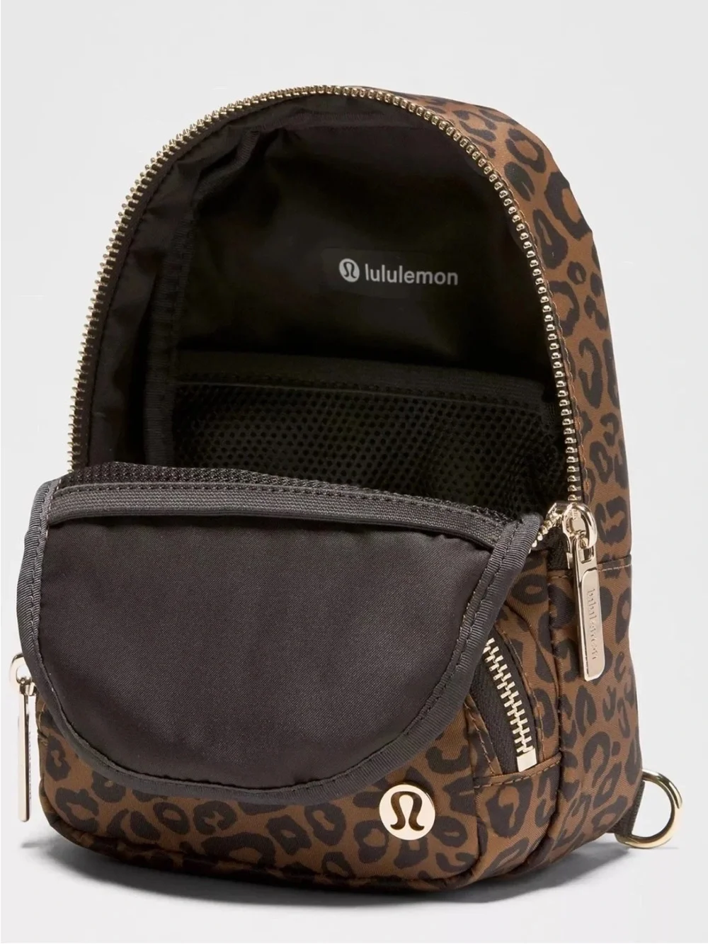 NWT LULULEMON Everywhere Sling Bag Small 2L Leopardo - Picture 4 of 6